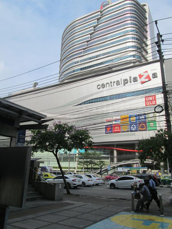 Nexchange Hostel Bangkok Exterior photo