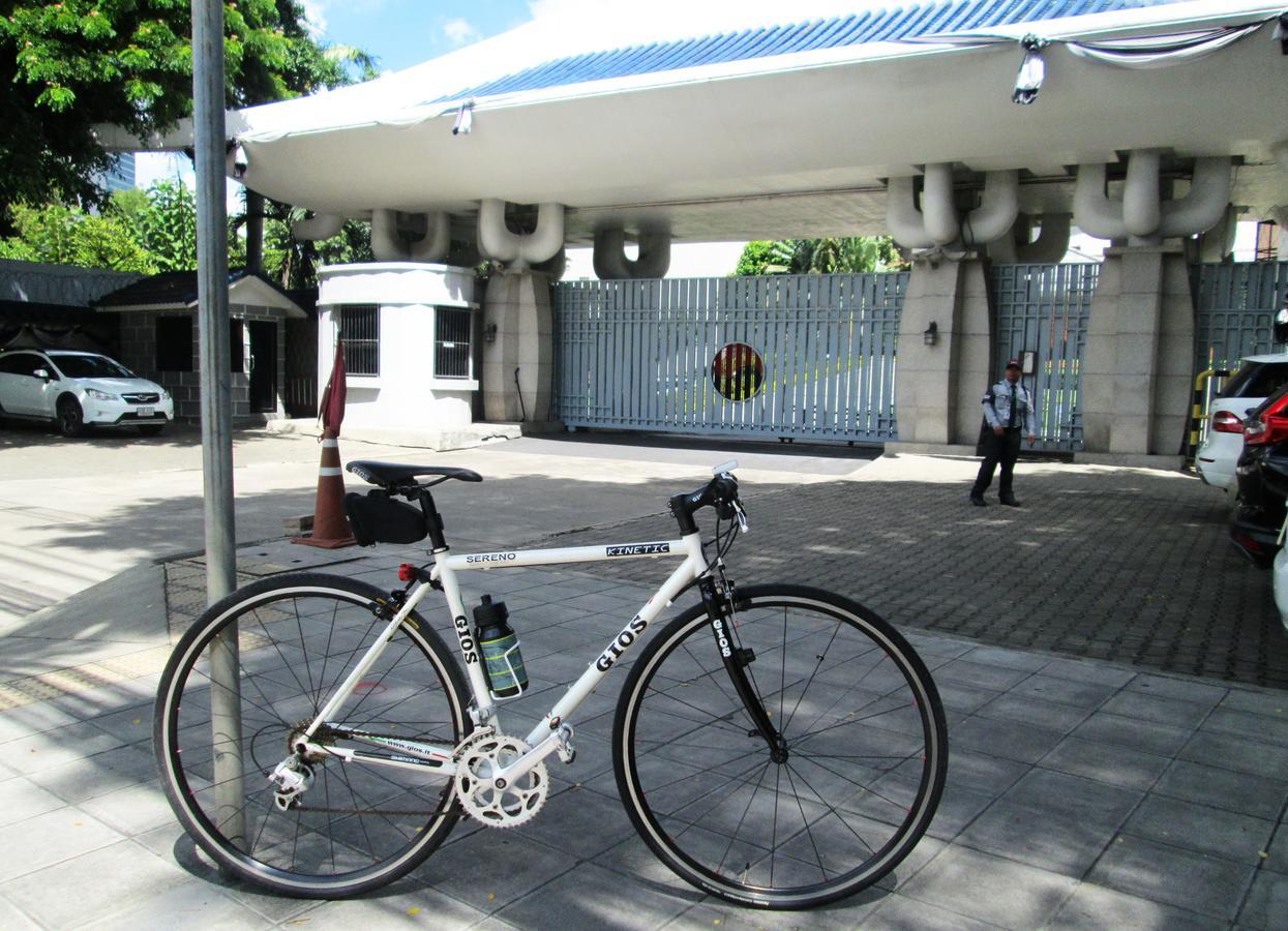 Nexchange Hostel Bangkok Exterior photo